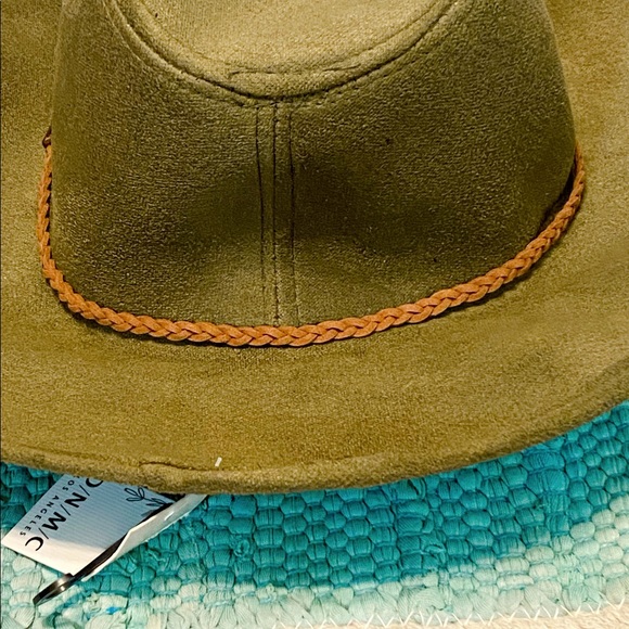 NWT DNMC Women’s Walk About Hat Olive - Picture 8 of 8